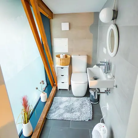 #511 Traumhaus Mit Whirlpool Am Schwarzwaldrand